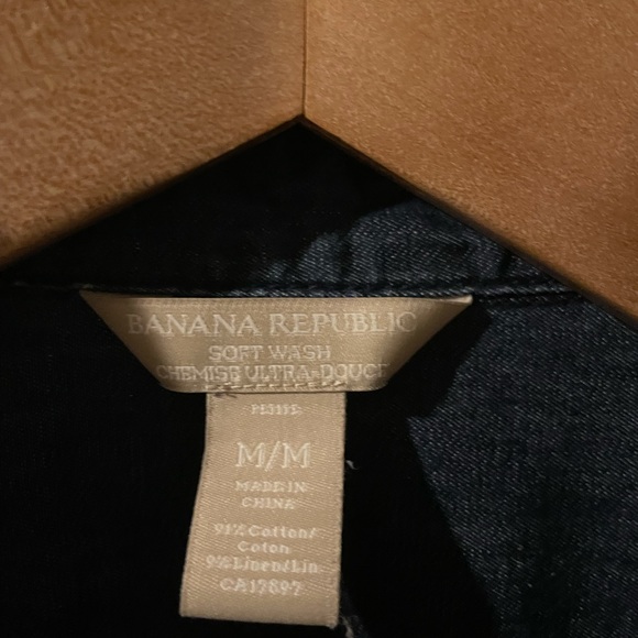 Banana Republic denim blouse - NWOT - Picture 4 of 5